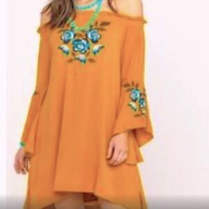 Shyanne embroidered off shoulder Bell sleeve BoHo cowgirl, mini dress small